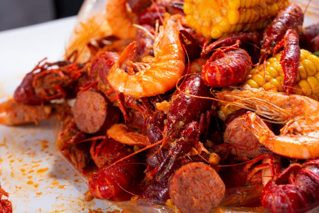 crawfish boil mound