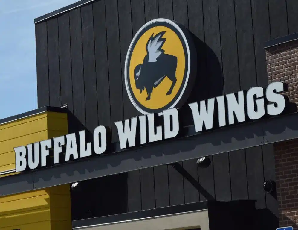 Buffalo Wild Wings exterior